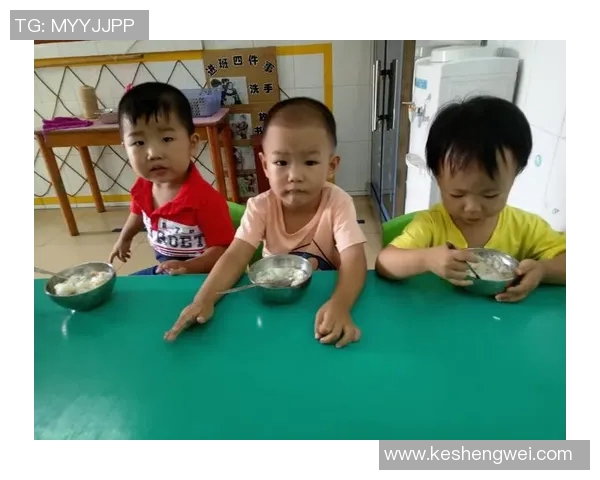 足球明星庆祝胜利时的醉人瞬间与精彩瞬间的完美结合