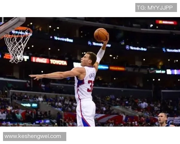 足球明星能否在篮球场上展现扣篮技巧的现状与挑战分析